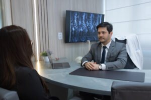 Escoliose: o que é, tipos, graus e tratamento